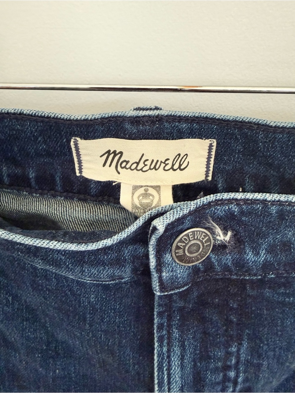 Madewell Perfect Vintage Wide-Leg Jean | Size 33 Petite - Picture 5 of 14